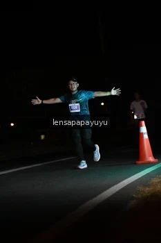 Runner Photo 4932696
