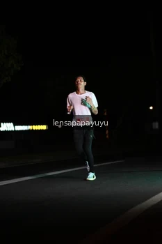 Runner Photo 4932702