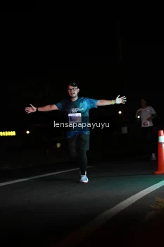 Runner Photo 4932704