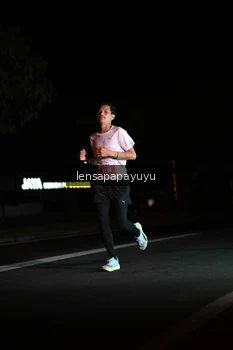 Runner Photo 4932710