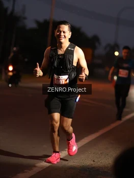 Runner Photo 4932718