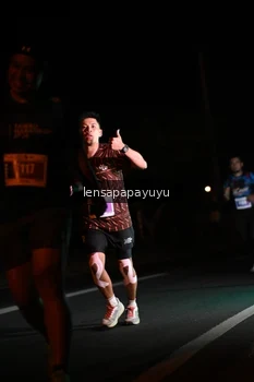 Runner Photo 4932726