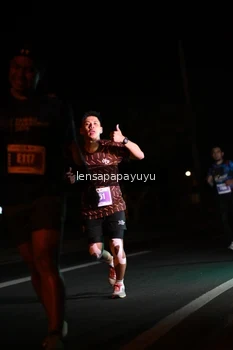 Runner Photo 4932727