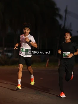 Runner Photo 4932737