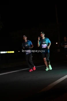 Runner Photo 4932751