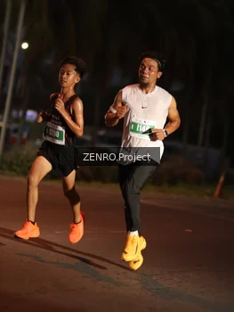 Runner Photo 4932764