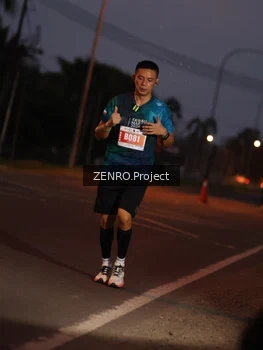 Runner Photo 4932781
