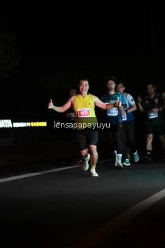 Runner Photo 4932793