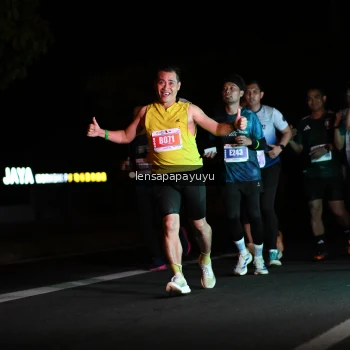Runner Photo 4932800