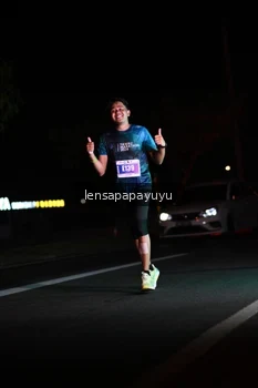Runner Photo 4932872