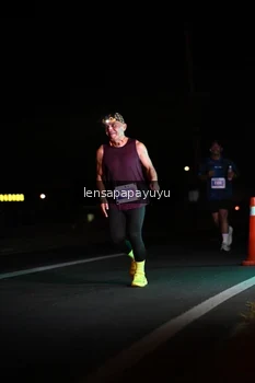 Runner Photo 4932873