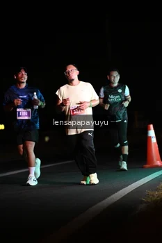 Runner Photo 4932893