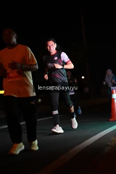 Runner Photo 4932898