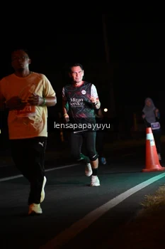 Runner Photo 4932900
