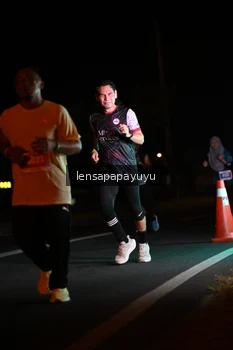 Runner Photo 4932901