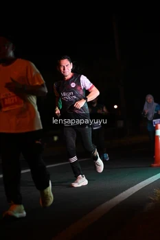 Runner Photo 4932907