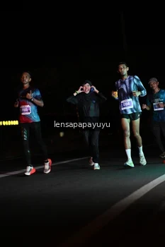 Runner Photo 4933023
