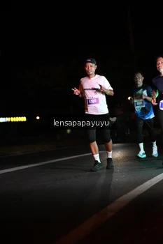 Runner Photo 4933046