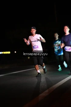 Runner Photo 4933048