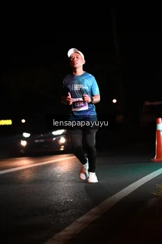 Runner Photo 4933068
