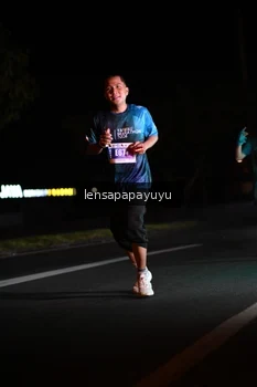 Runner Photo 4933097