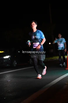 Runner Photo 4933103