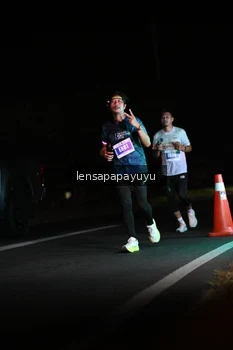 Runner Photo 4933116