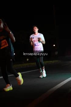 Runner Photo 4933123