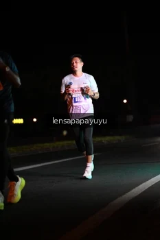 Runner Photo 4933124