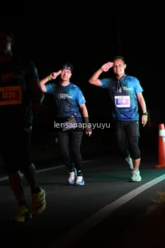 Runner Photo 4933156