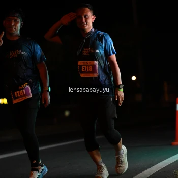 Runner Photo 4933163