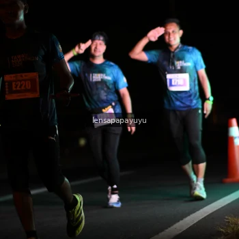Runner Photo 4933165