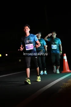 Runner Photo 4933168