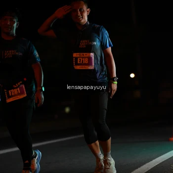 Runner Photo 4933171