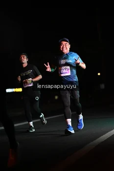 Runner Photo 4933174