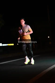 Runner Photo 4933196