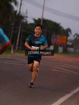 Runner Photo 4933244