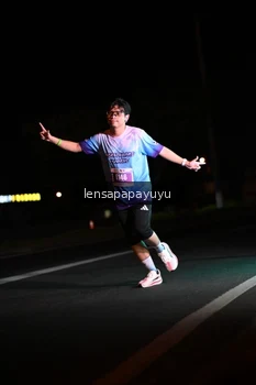 Runner Photo 4933246