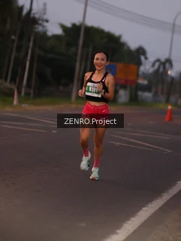 Runner Photo 4933257