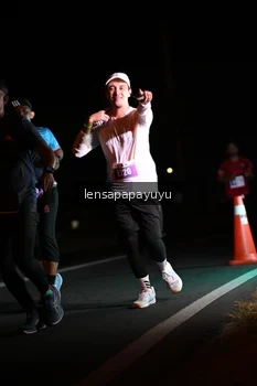 Runner Photo 4933275