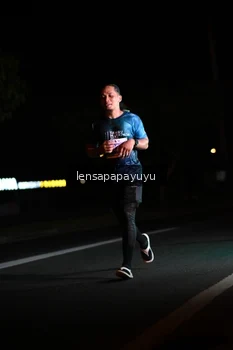 Runner Photo 4933294
