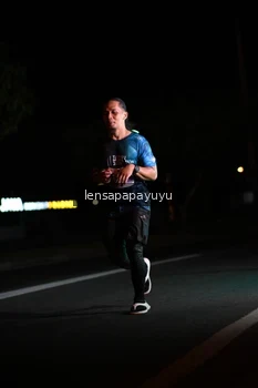 Runner Photo 4933295