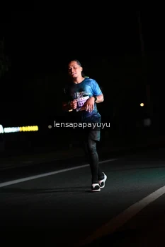 Runner Photo 4933296