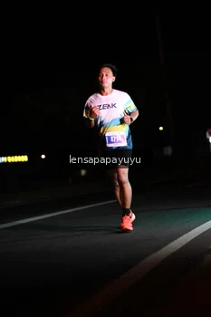 Runner Photo 4933306
