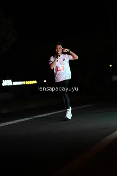 Runner Photo 4933318