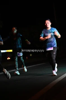 Runner Photo 4933344