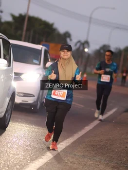 Runner Photo 4933356