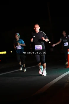 Runner Photo 4933368