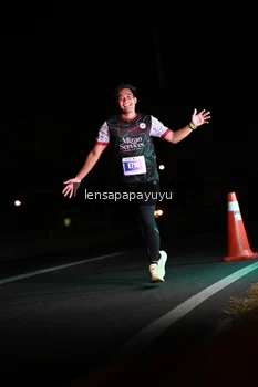 Runner Photo 4933372