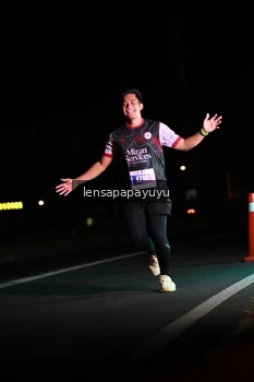 Runner Photo 4933375